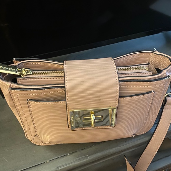 Steve Madden purse - Picture 3 of 6